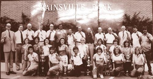 Rainsville Bank commemorates a sports championship