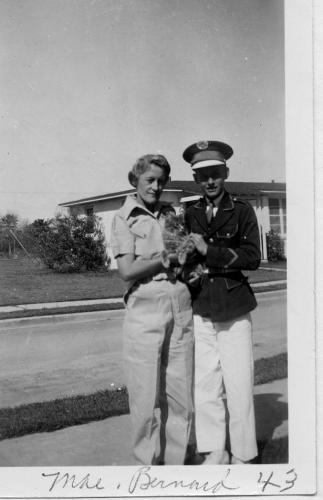 Mae and Barnard in 1943